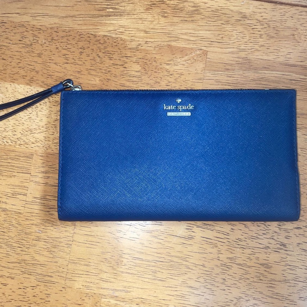 Navy Kate Spade wristlet wallet